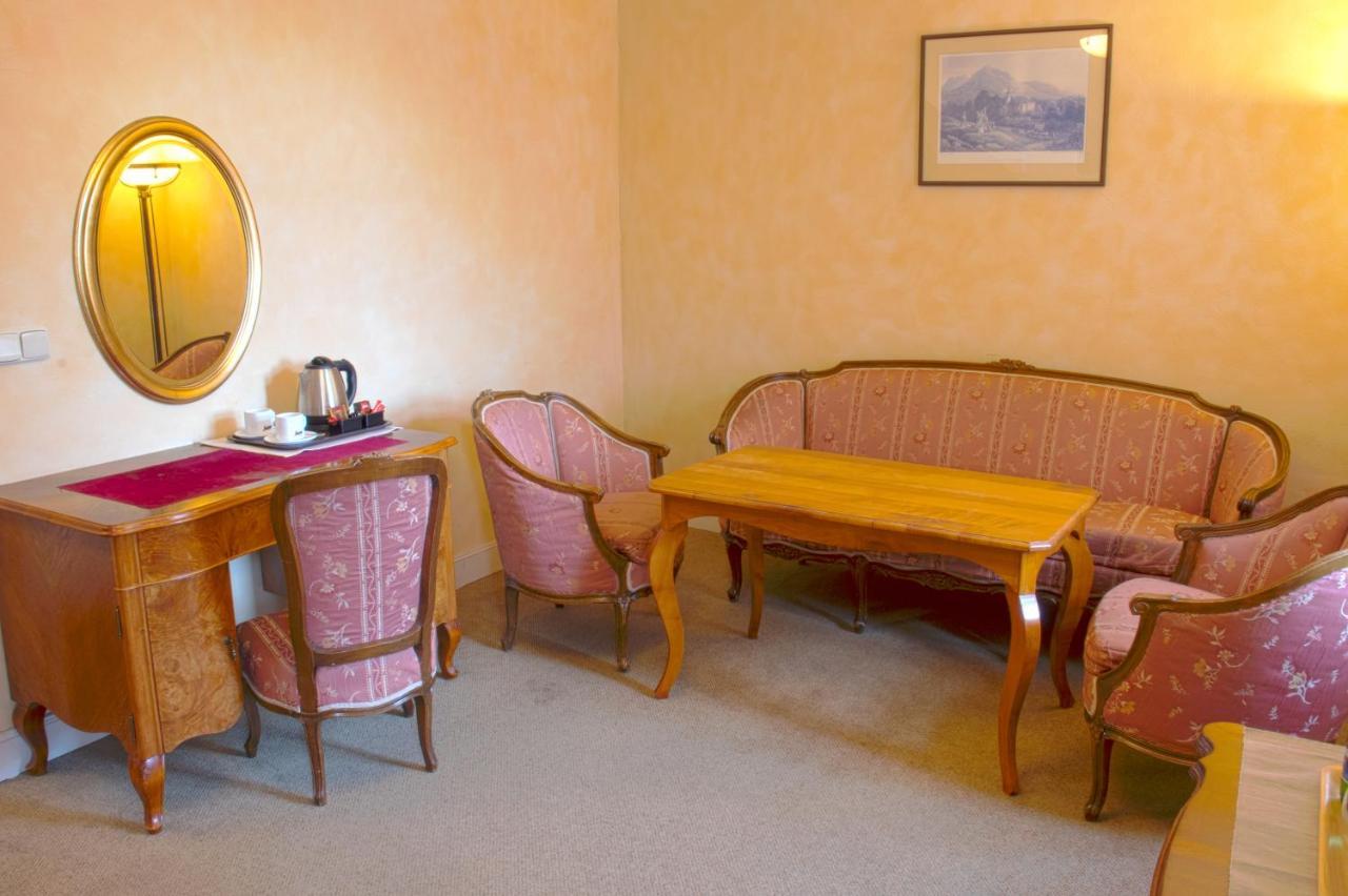 Palac Paulinum Jelenia Góra Extérieur photo