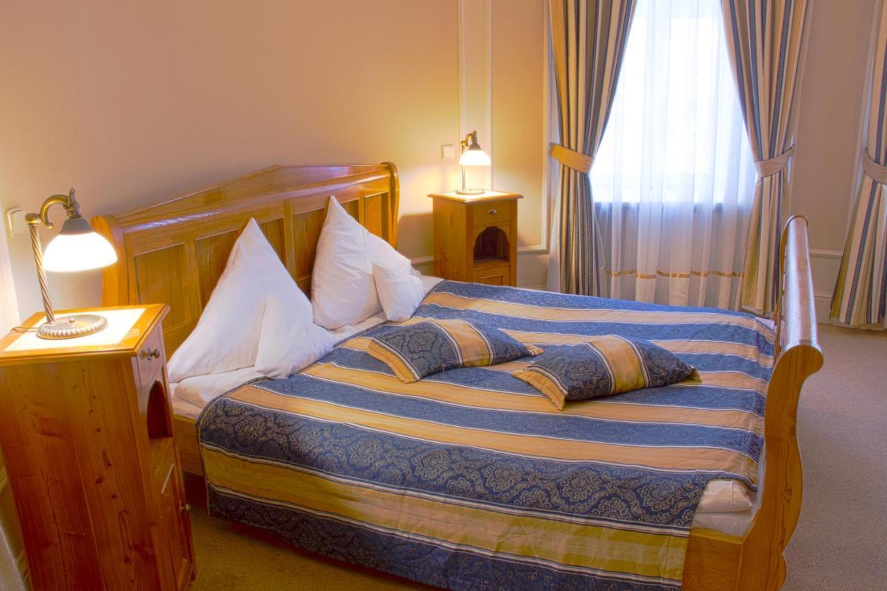 Palac Paulinum Jelenia Góra Extérieur photo
