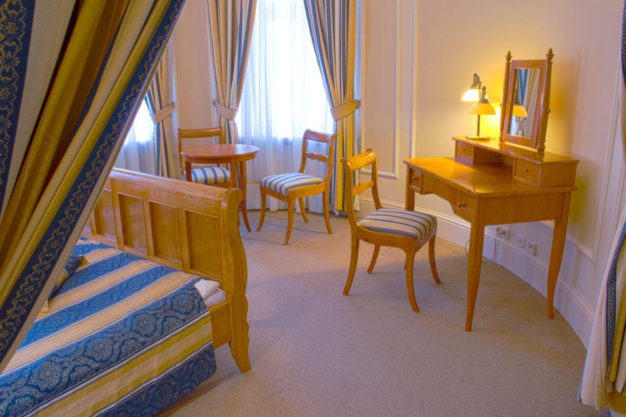 Palac Paulinum Jelenia Góra Extérieur photo