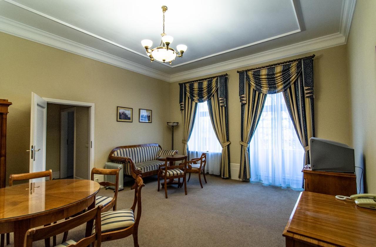 Palac Paulinum Jelenia Góra Extérieur photo