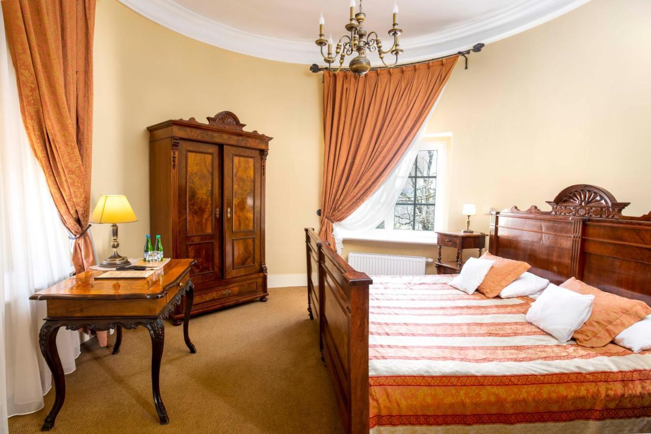 Palac Paulinum Jelenia Góra Extérieur photo